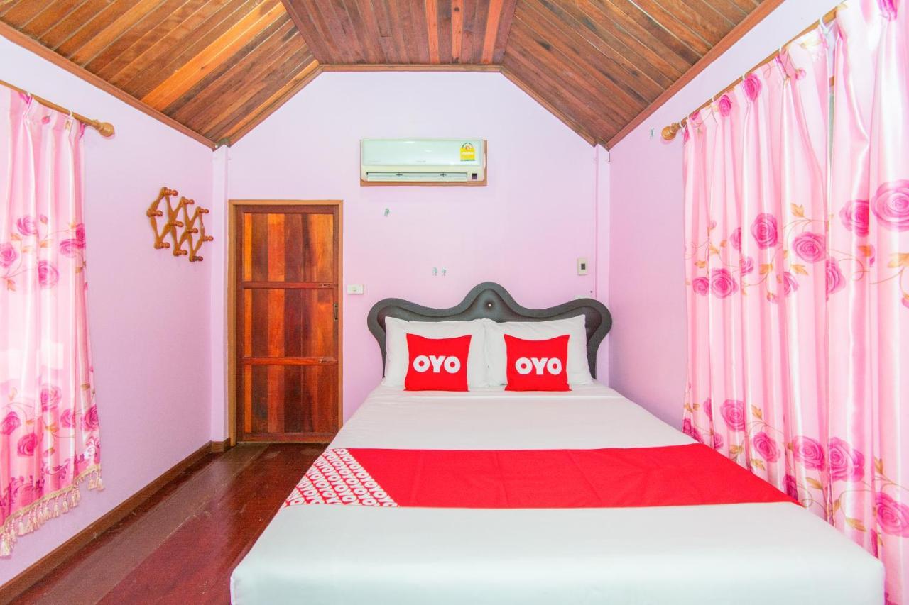 Oyo 712 Baandin Resort Phetchaburi Luaran gambar